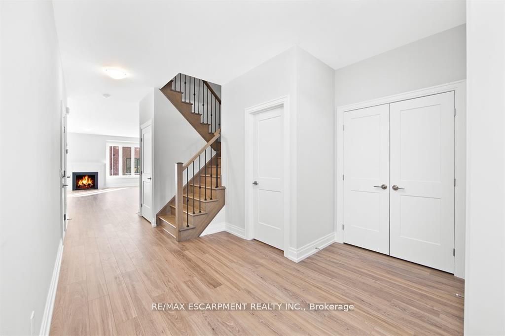 Additional image 2 of 46 Kenesky Drive, Hamilton, ON, L8B 1Y2