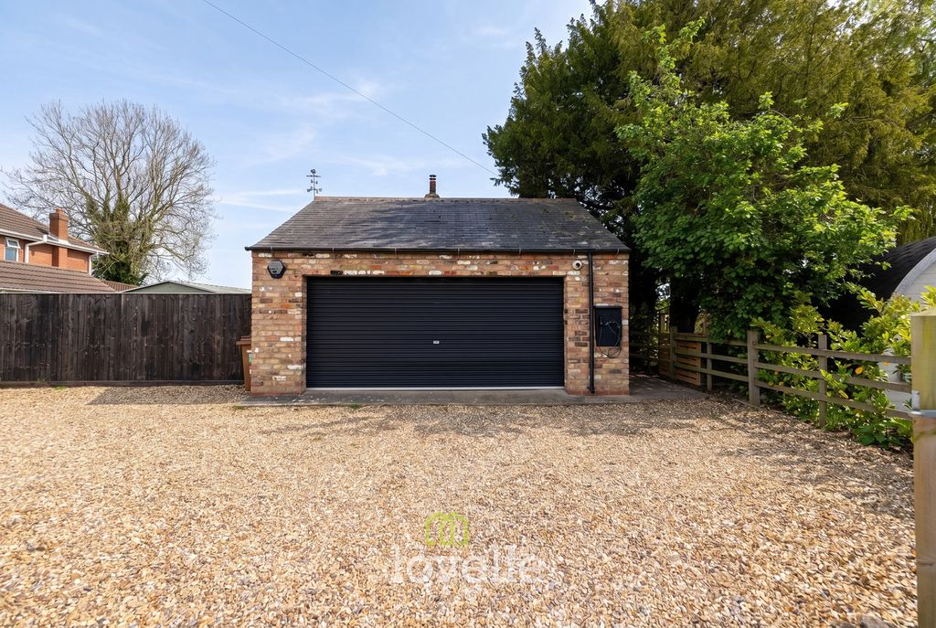 Additional image 52 of 5 bed detached house for saleArcher Road, Waltham DN37