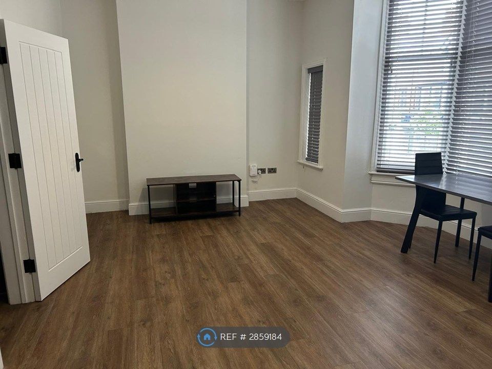 Additional image 8 of 1 bed flat to rentPenrhyn Road, Colwyn Bay LL29