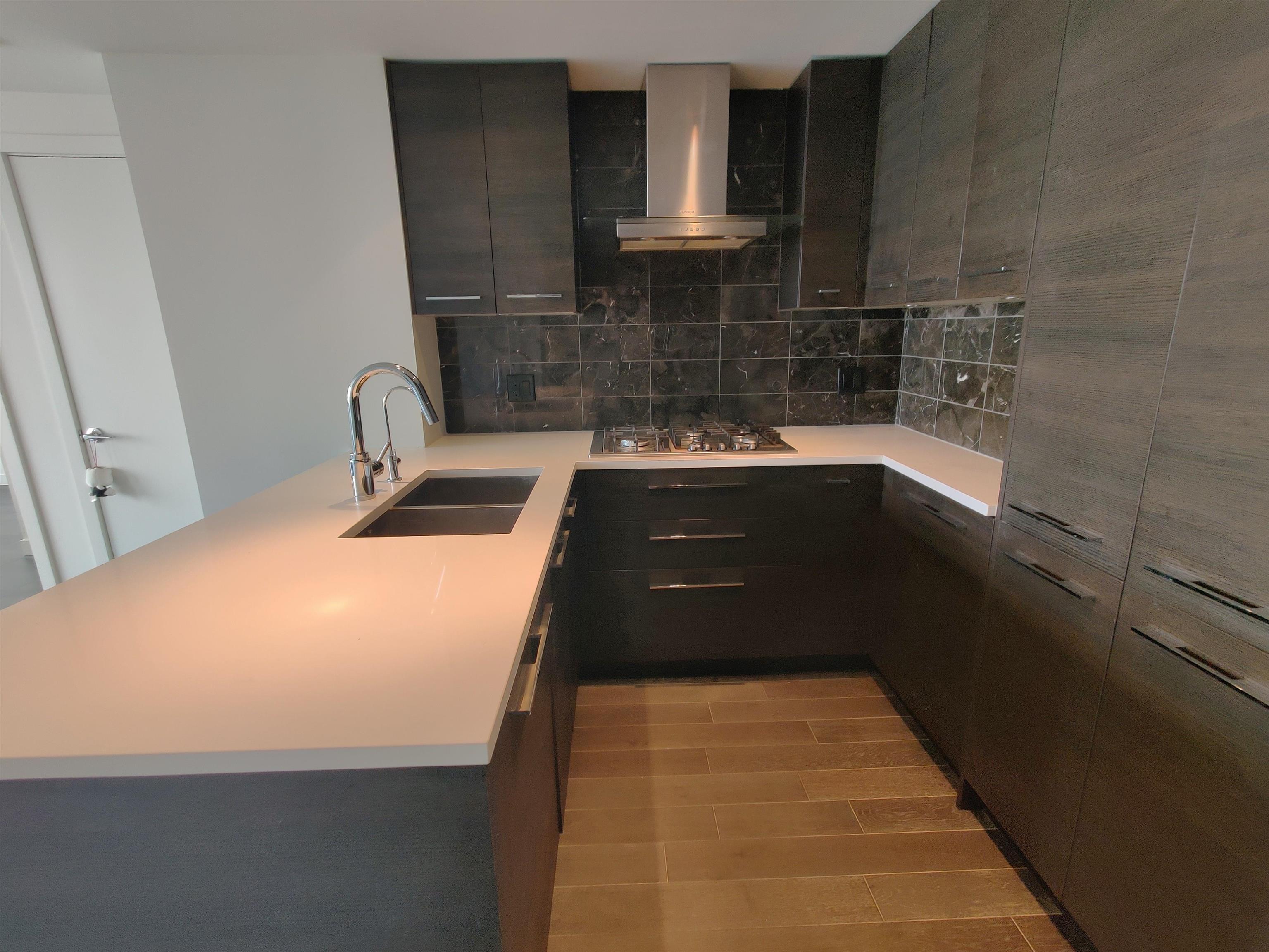 Additional image 3 of 1607-7468 Lansdowne Road, Richmond, BC, V7C 0B7