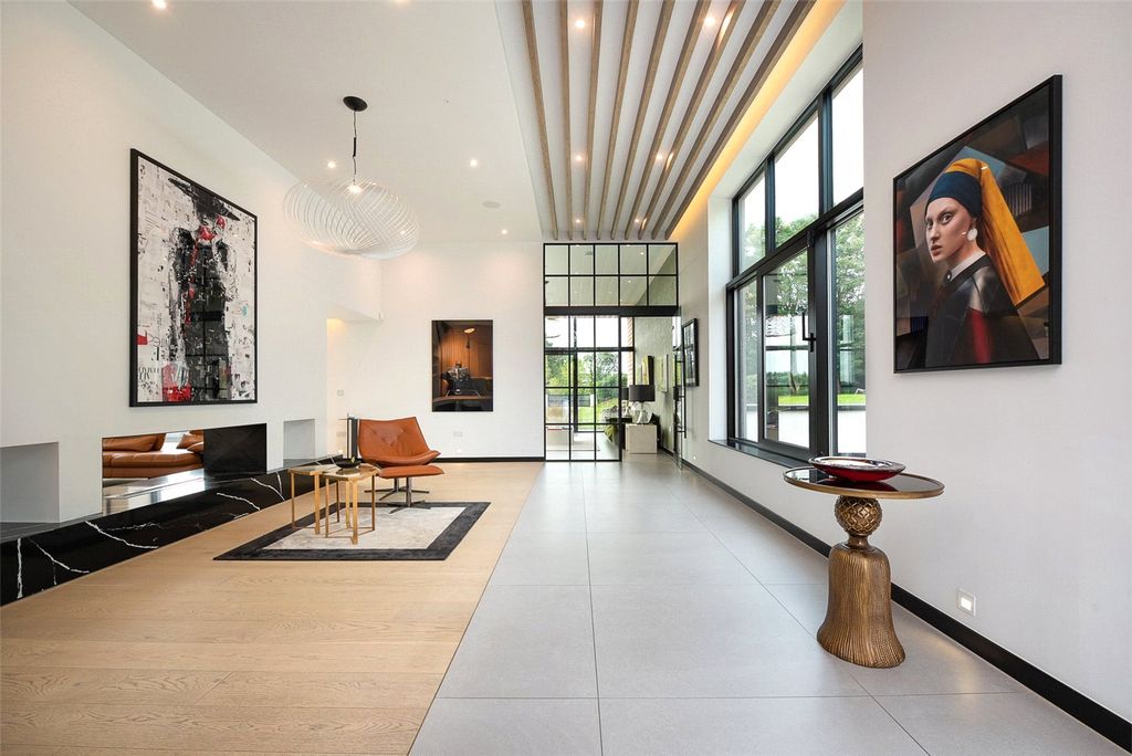 Additional image 3 of 5 bed detached house to rentHitcham Lane, Taplow, Maidenhead, Buckinghamshire SL6