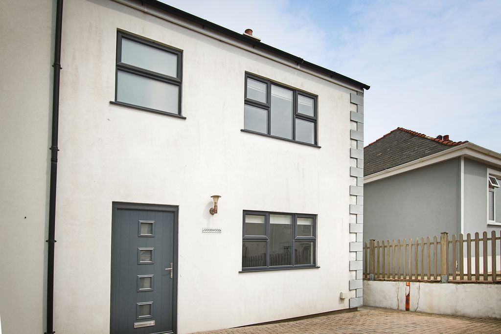 4 bed property to rentRue Des Pointues Rocques, St Sampson's, Guernsey GY2