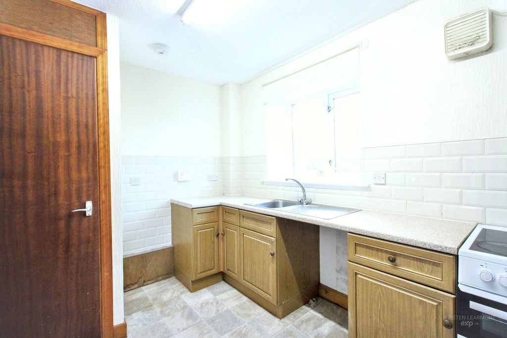 Additional image 5 of 2 bed flat for saleKirkpatrick Court, Dumfries DG2