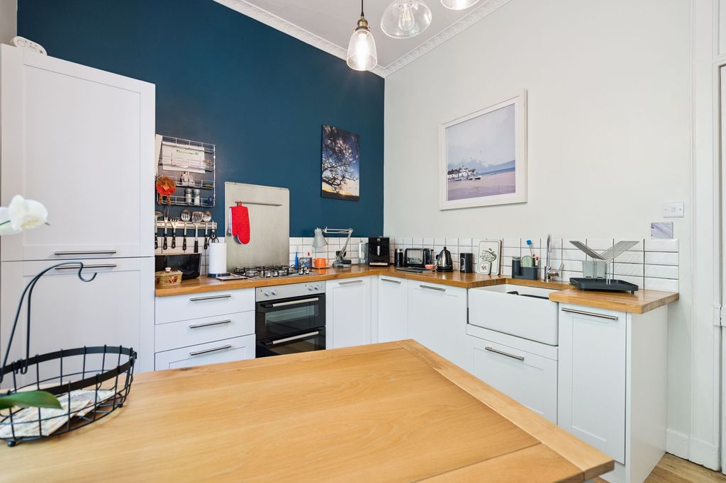 Additional image 7 of 1 bed flat for saleHigh Street, Dunblane FK15