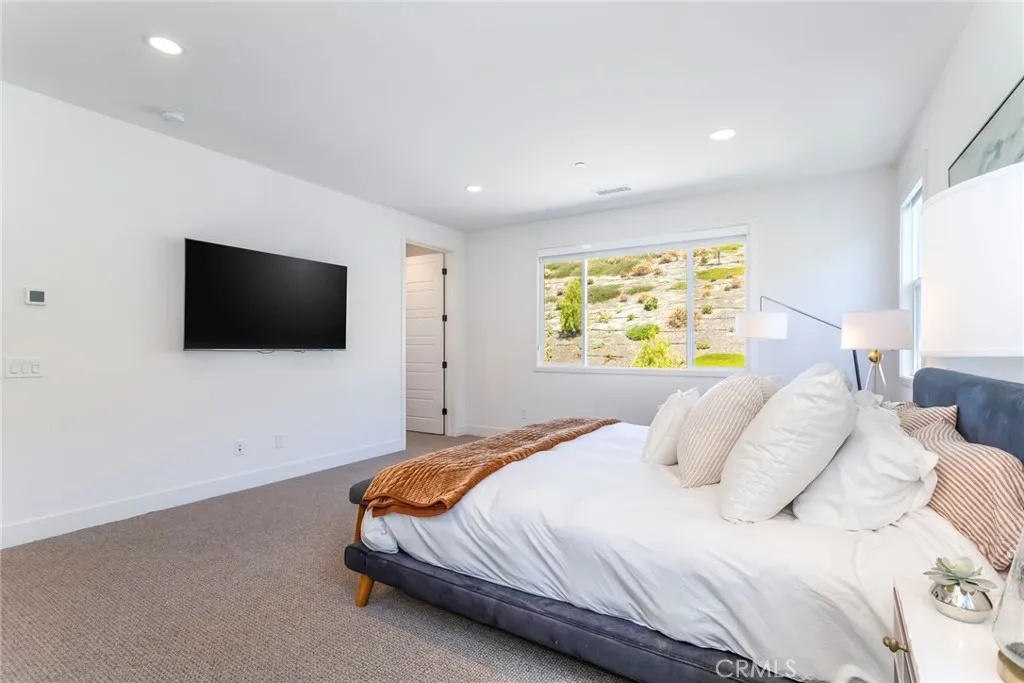 Additional image 88 of 17701 Ridgeline Court, Saugus, CA 91350