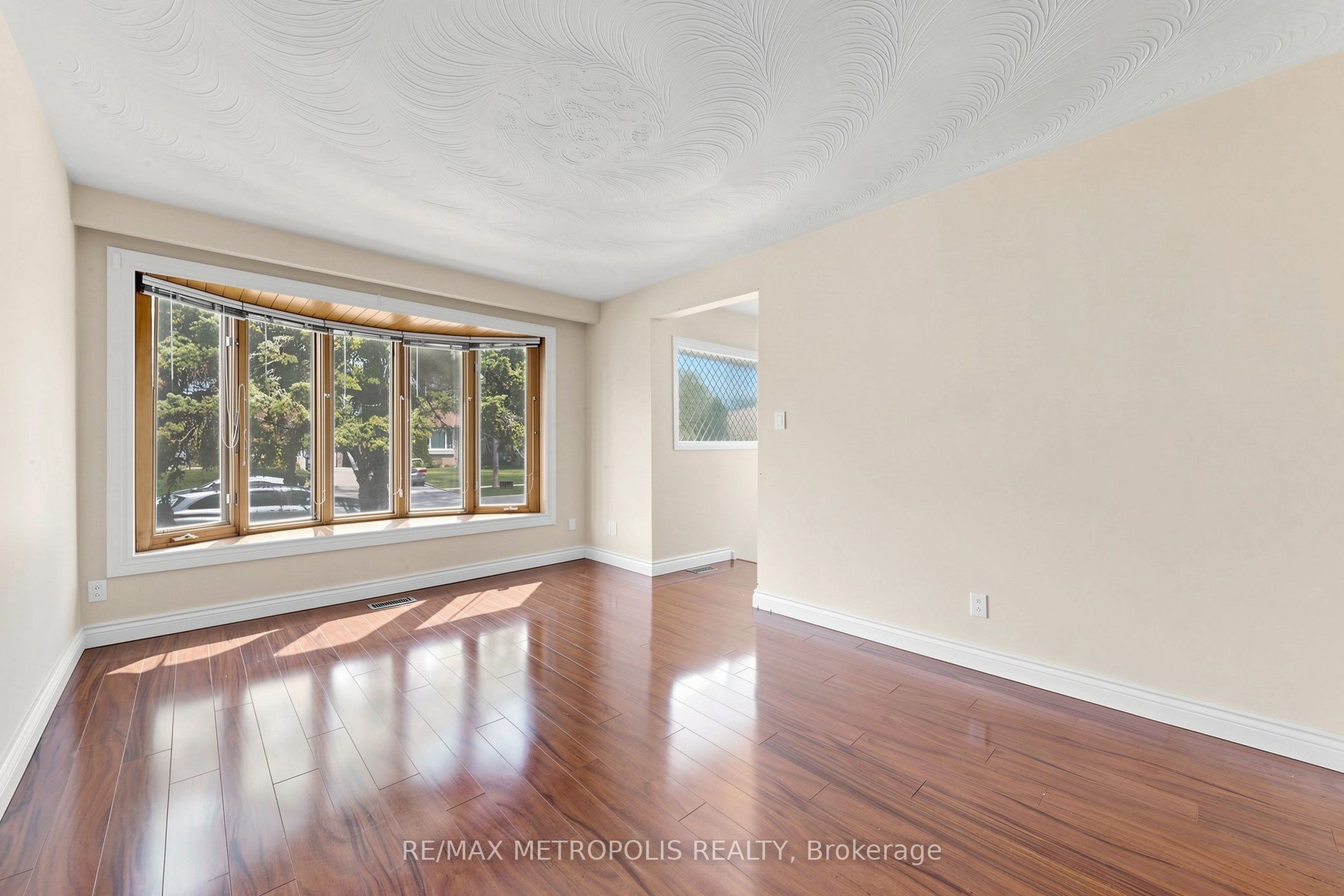 Additional image 6 of 51 Greyabbey Trail, Toronto, ON, M1E 1V8