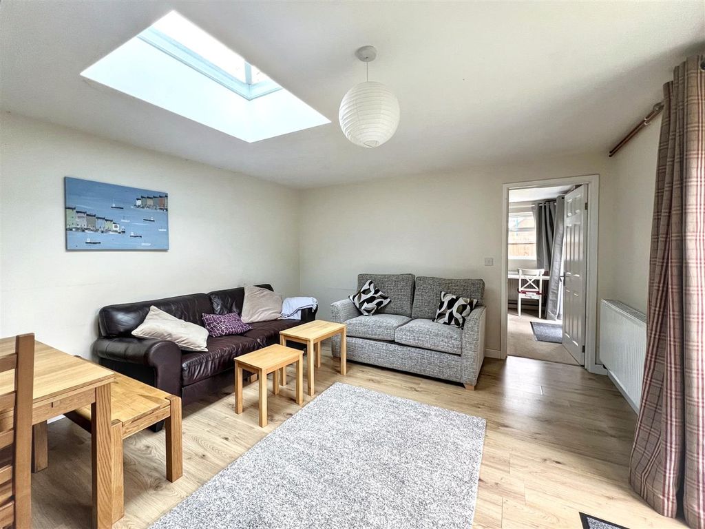 Additional image 5 of 6 bed detached house to rentPrimula Drive, Norwich NR4