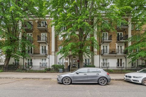 Shillingstone House, 74 Russell Road W14