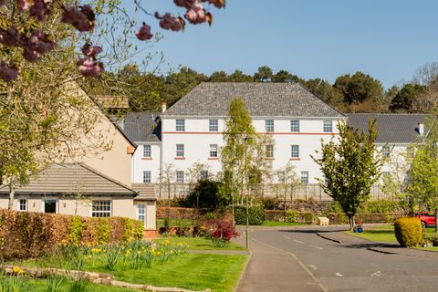 19/4 Margaret Rose Drive, Edinburgh EH10