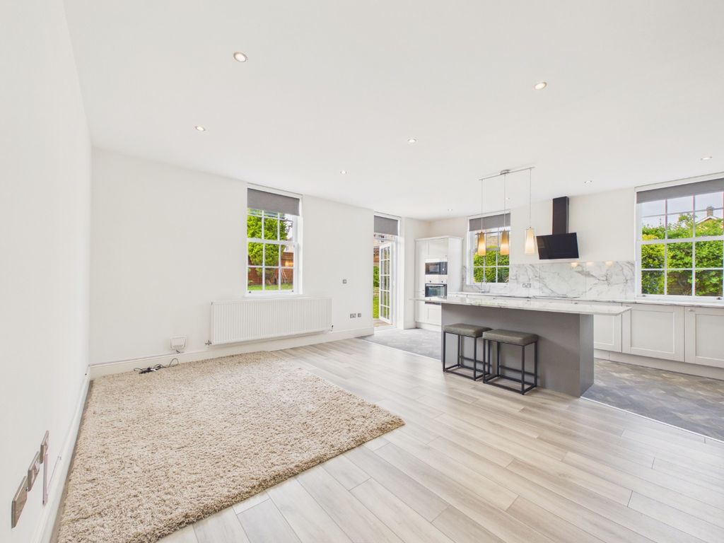 Additional image 9 of 1 bed flat for saleThe Beeches, 99 Main Street, Willerby, Hull, East Riding Of Yorkshire HU10