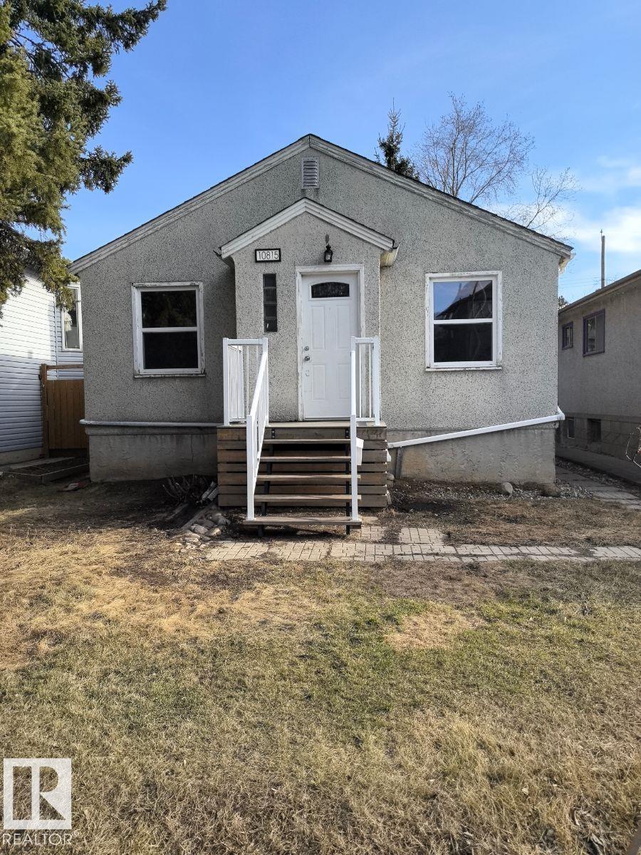 10815 68 Avenue NW, Edmonton, AB, T6H2B7