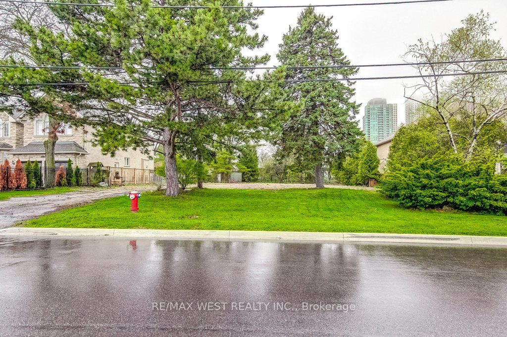 Additional image 4 of Part Lot 2 Fairview Road W, Mississauga, ON, L5B 1K7