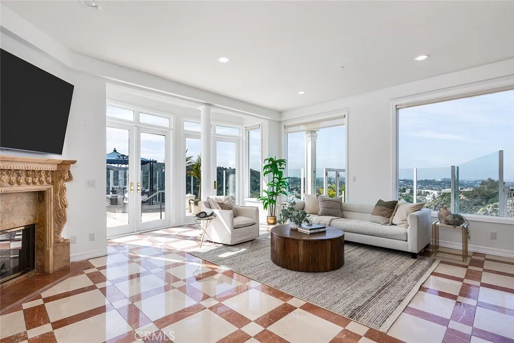 Additional image 79 of 759 Foxkirk Rd, Glendale, CA 91206