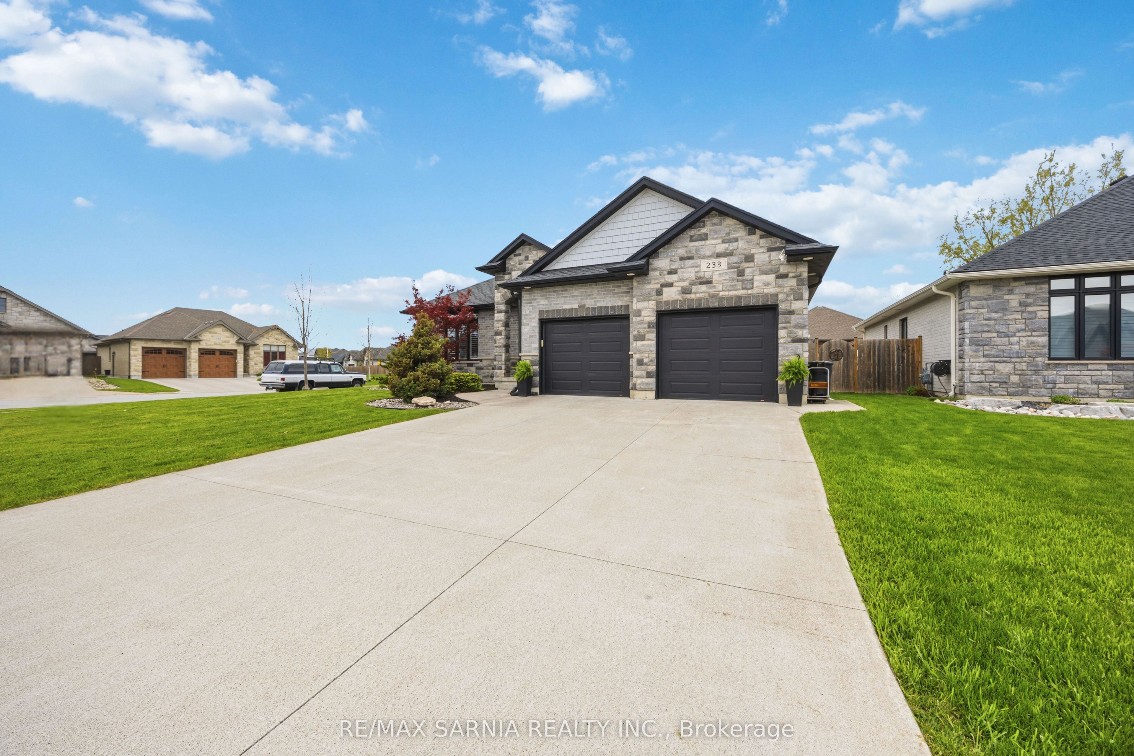 Additional image 3 of 233 Paolo Street, Sarnia, ON, N7S 0C8