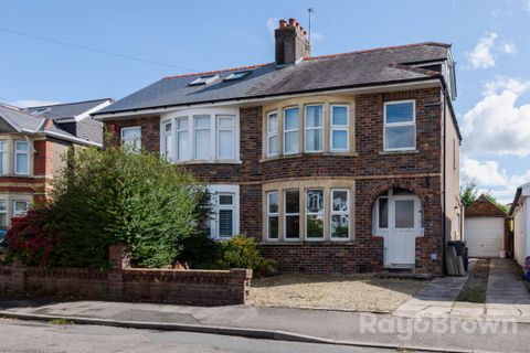 Heol Y Nant, Rhiwbina, Cardiff CF14