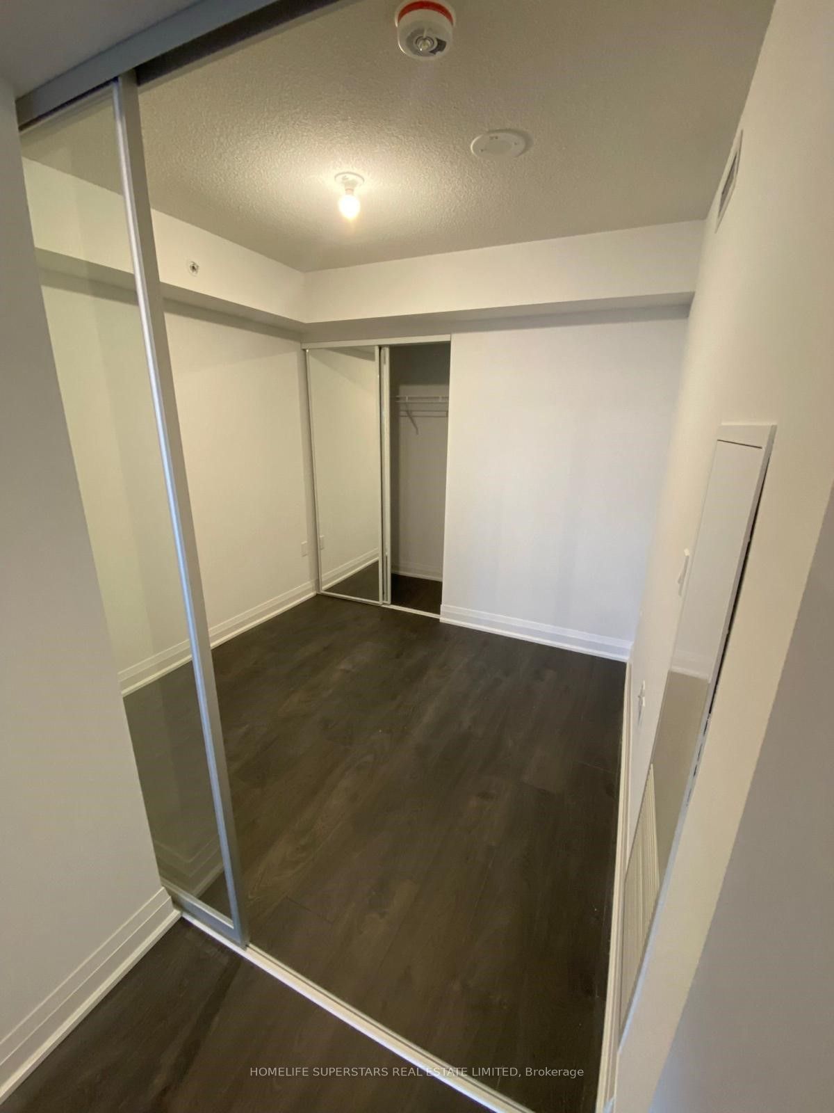 Additional image 2 of 1106-30 Gibbs Road, Toronto, ON, M9B 0E4