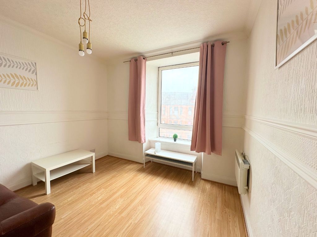Additional image 3 of 1 bed flat to rentRoxburgh St, Central, Greenock PA15