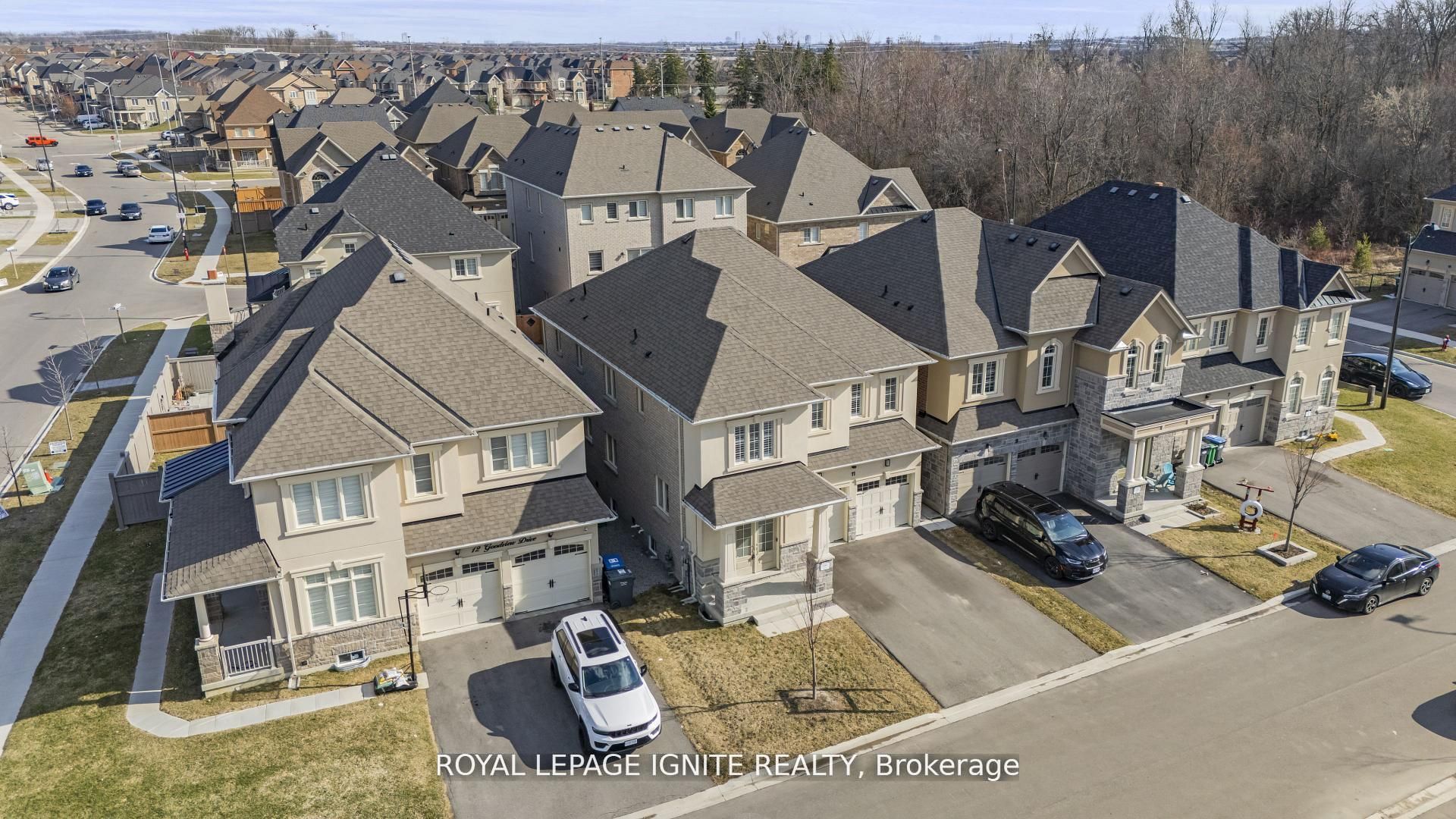 11 Jenwood Crescent, Brampton, ON, L6R 4C6 photo 4