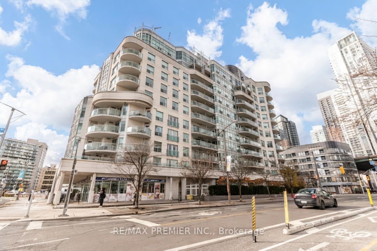719-600 Queens Quay W, Toronto, ON, M5V 3M3