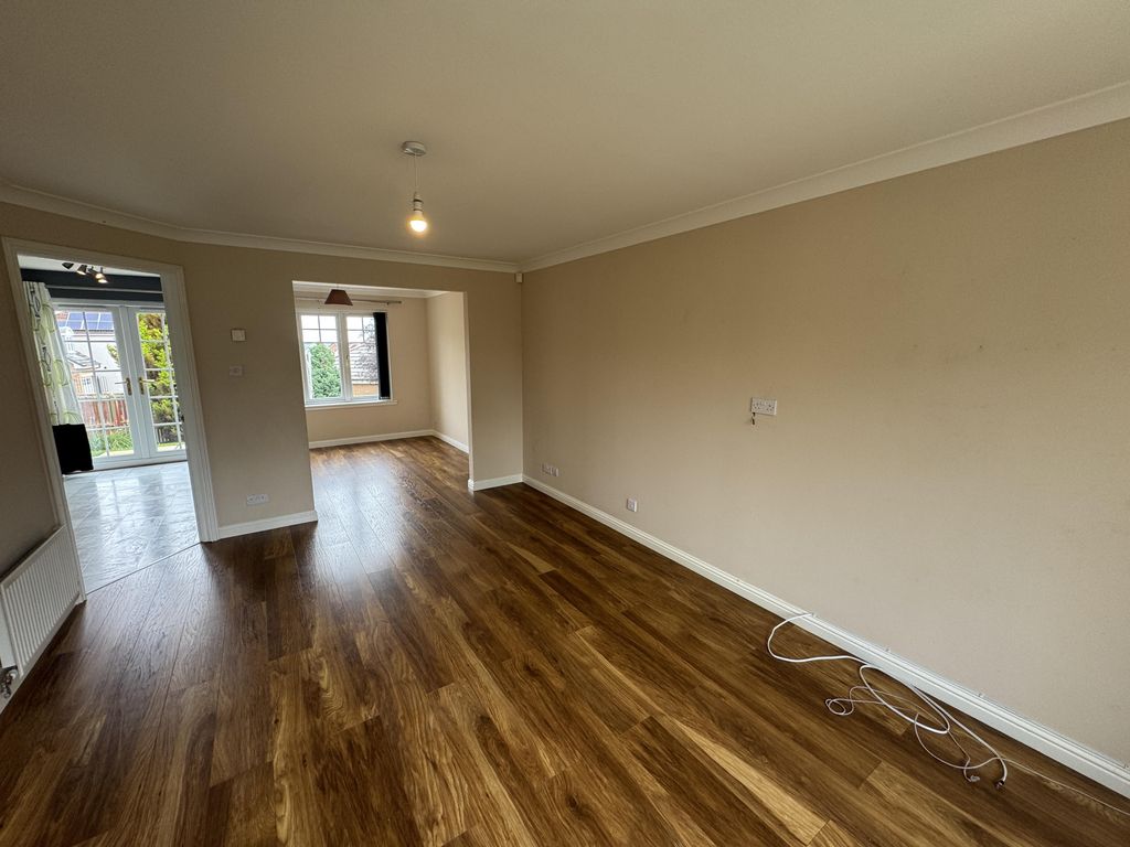 Additional image 5 of 4 bed detached house to rent52 St. Martin Crescent, Dundee DD3