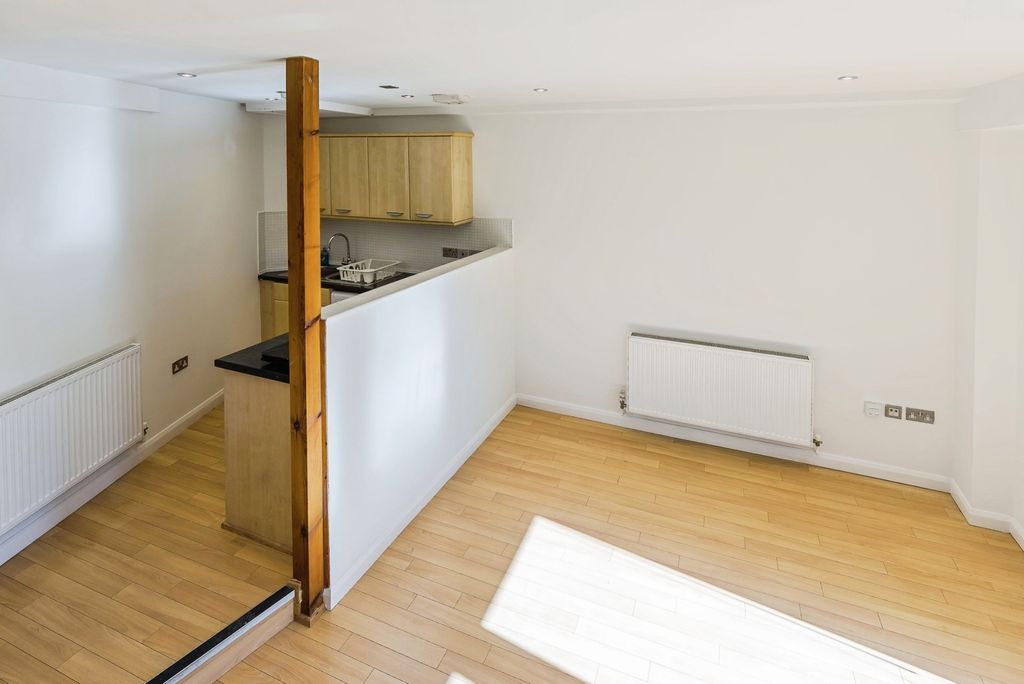 Additional image 5 of 1 bed flat for saleTuttle Street, Wrexham LL13