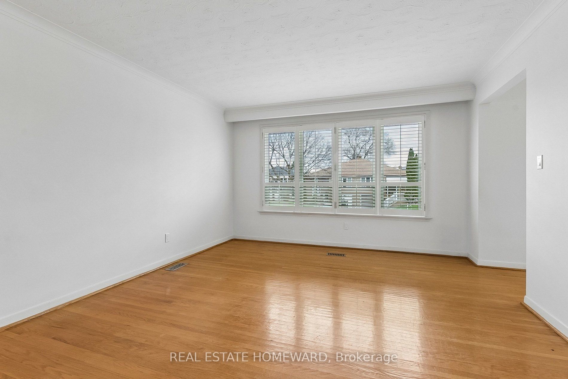 Additional image 6 of 71 Thwaite Avenue, Toronto, ON, M3L 2C8