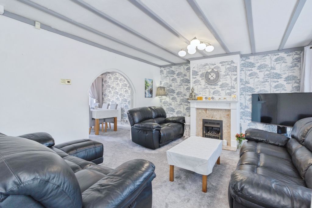 Additional image 4 of 3 bed semi-detached house for saleGrass Acres, Leicester LE3
