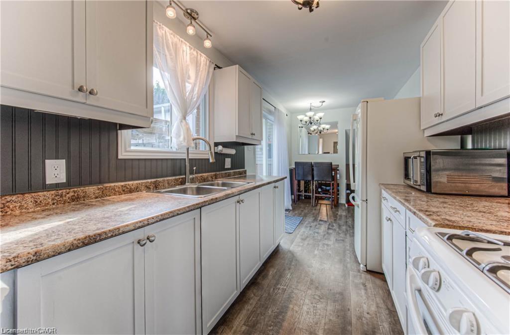 Additional image 4 of A-483 Kingscourt Drive, Waterloo, ON, N2K 2X9