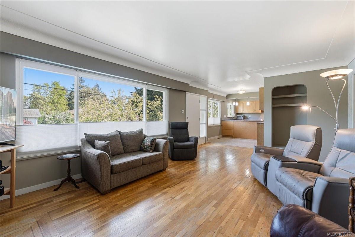 Additional image 3 of 1370 Graham Crescent, Nanaimo, BC, V9S 2E3