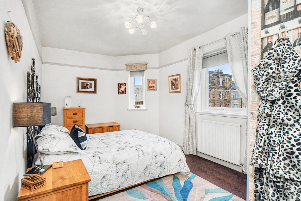 Additional image 6 of 4 bed flat for sale18c Links Avenue, Musselburgh, East Lothian EH21
