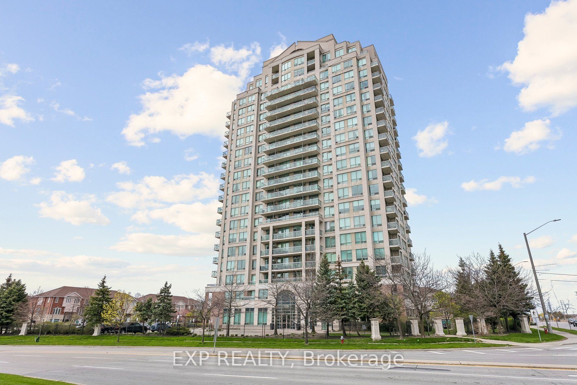 Additional image 3 of 1406-1359 Rathburn Road E, Mississauga, ON, L4W 5P7