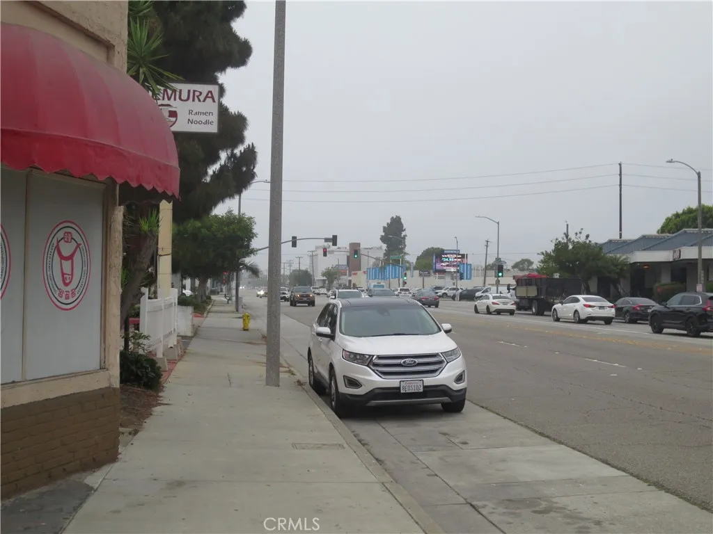 Additional image 48 of 1716 W Redondo Beach Blvd, Gardena, CA 90247
