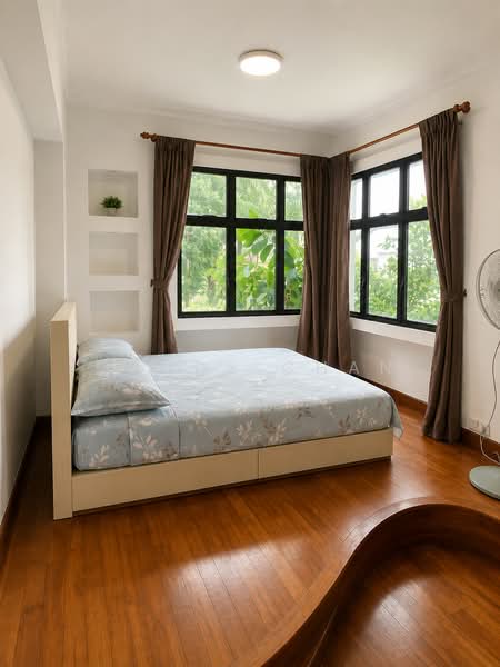31 Pasir Ris Drive 3 photo 3