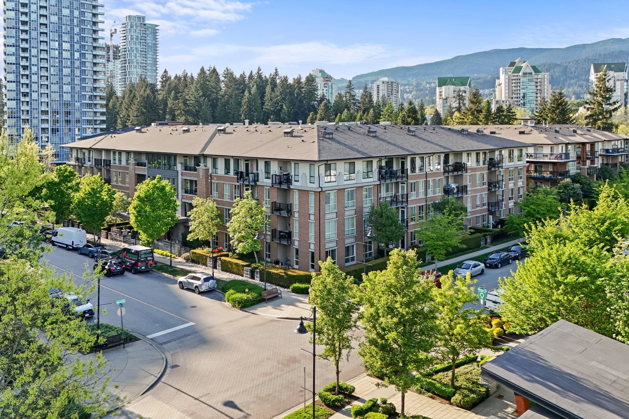 412-3107 Windsor Gate, Coquitlam, BC, V3B 0L1