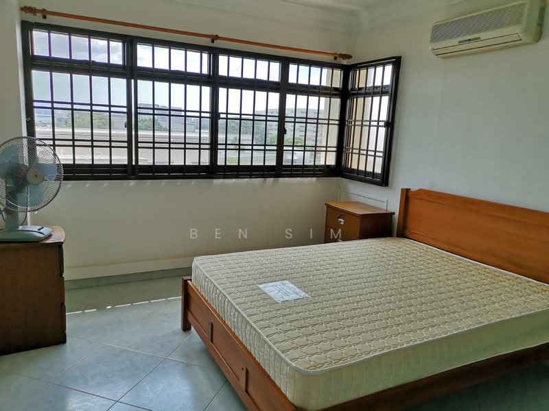 659C Jurong West Street 65 photo 3