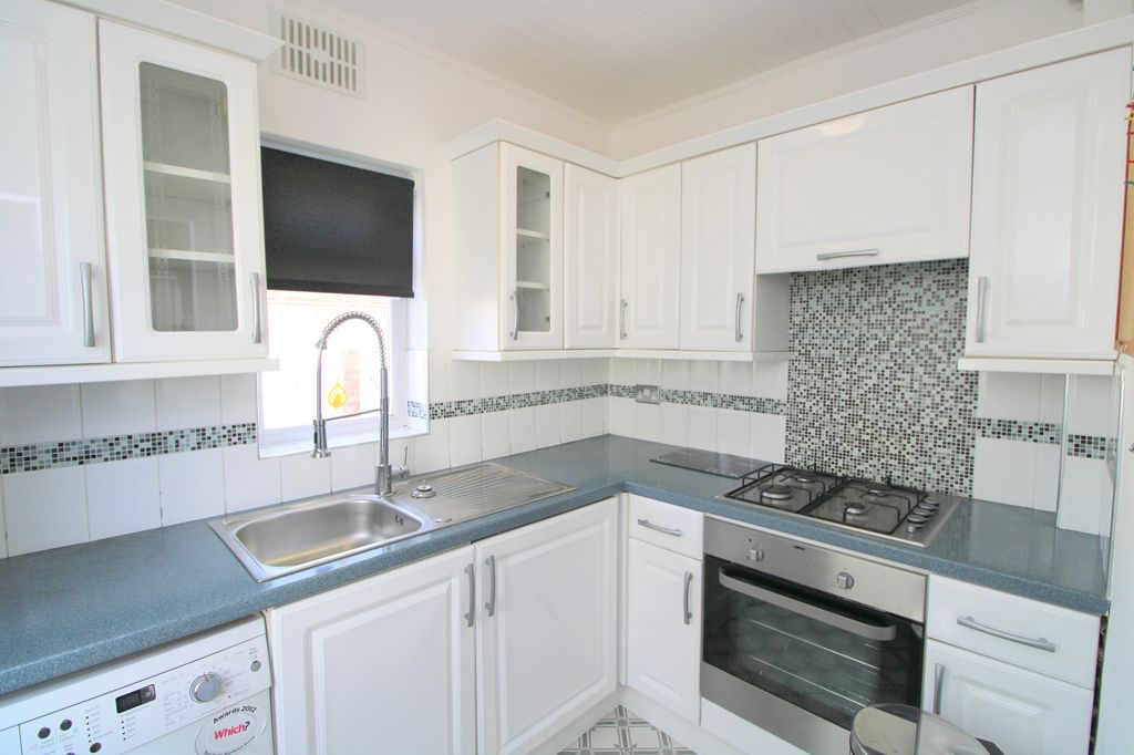 Additional image 9 of 2 bed bungalow for saleWoodside Avenue, Kinmel Bay LL18