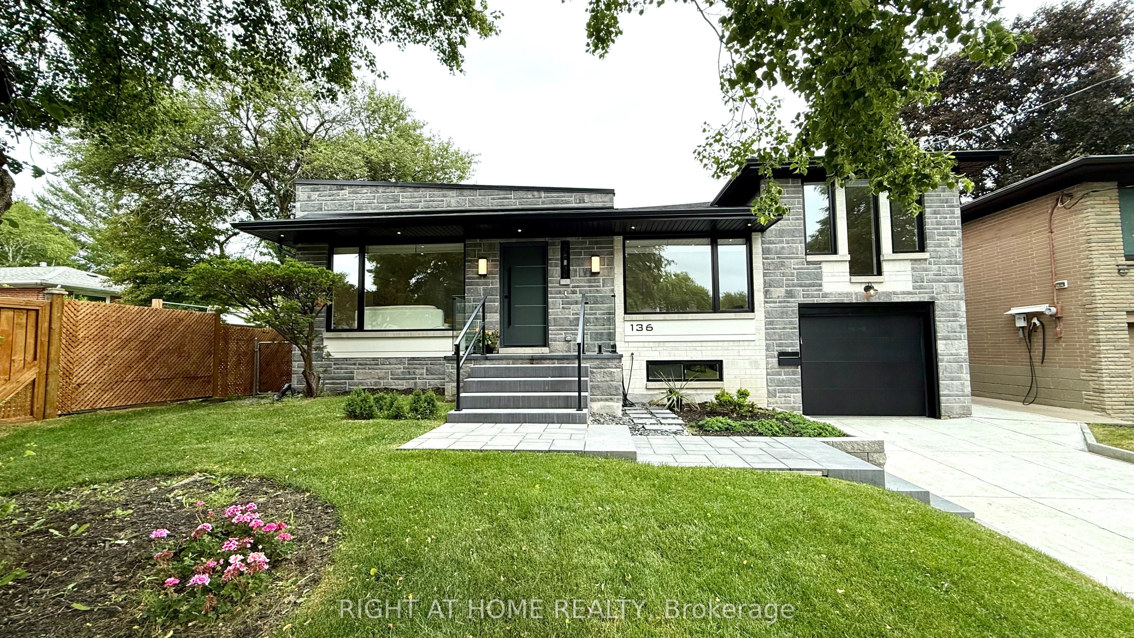 136 Santa Barbara Road, Toronto, ON, M2N 2C5