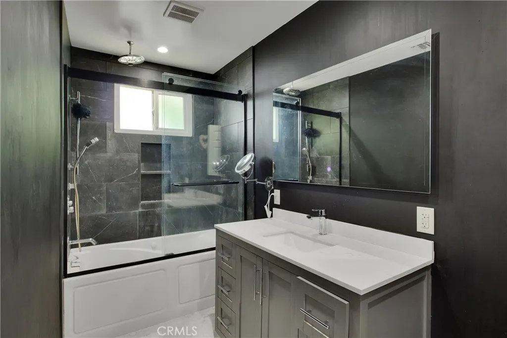 Additional image 9 of 25142 Walnut St., Newhall, CA 91321