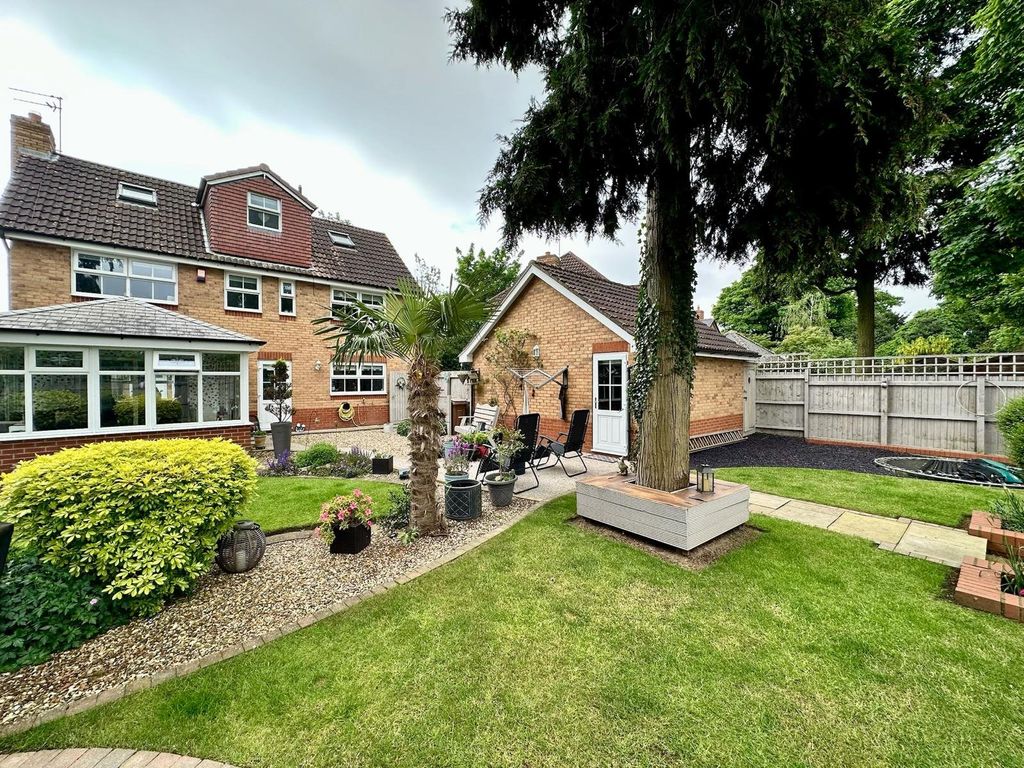 Additional image 16 of 5 bed detached house to rentGeorge Lane, Walkington, Beverley, East Yorkshire HU17