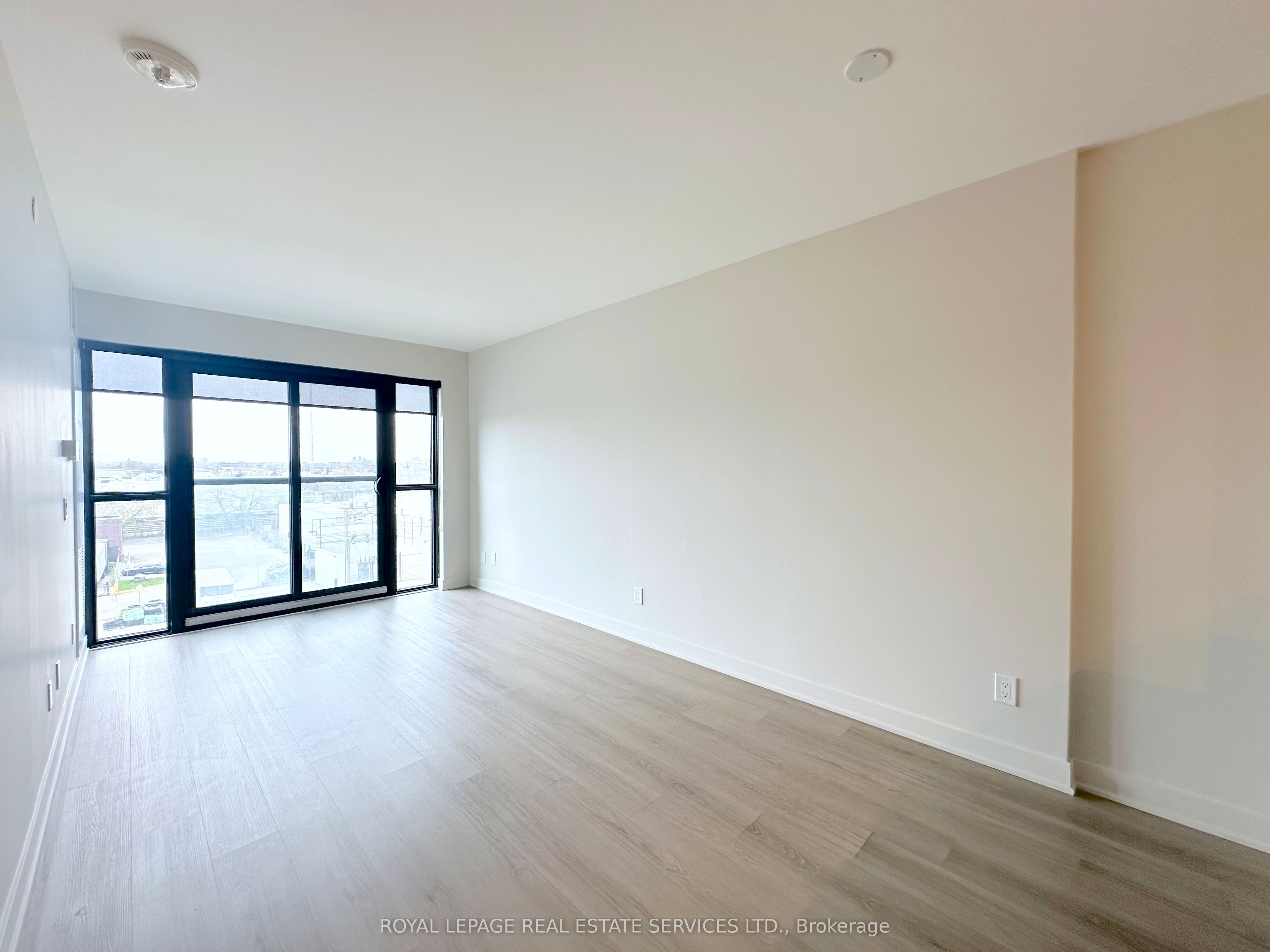 Additional image 5 of 514-3385 Dundas Street W, Toronto, ON, M6S 2S2