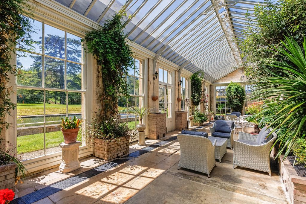 Additional image 11 of 3 bed flat for saleSherborne, Cheltenham, Gloucestershire GL54