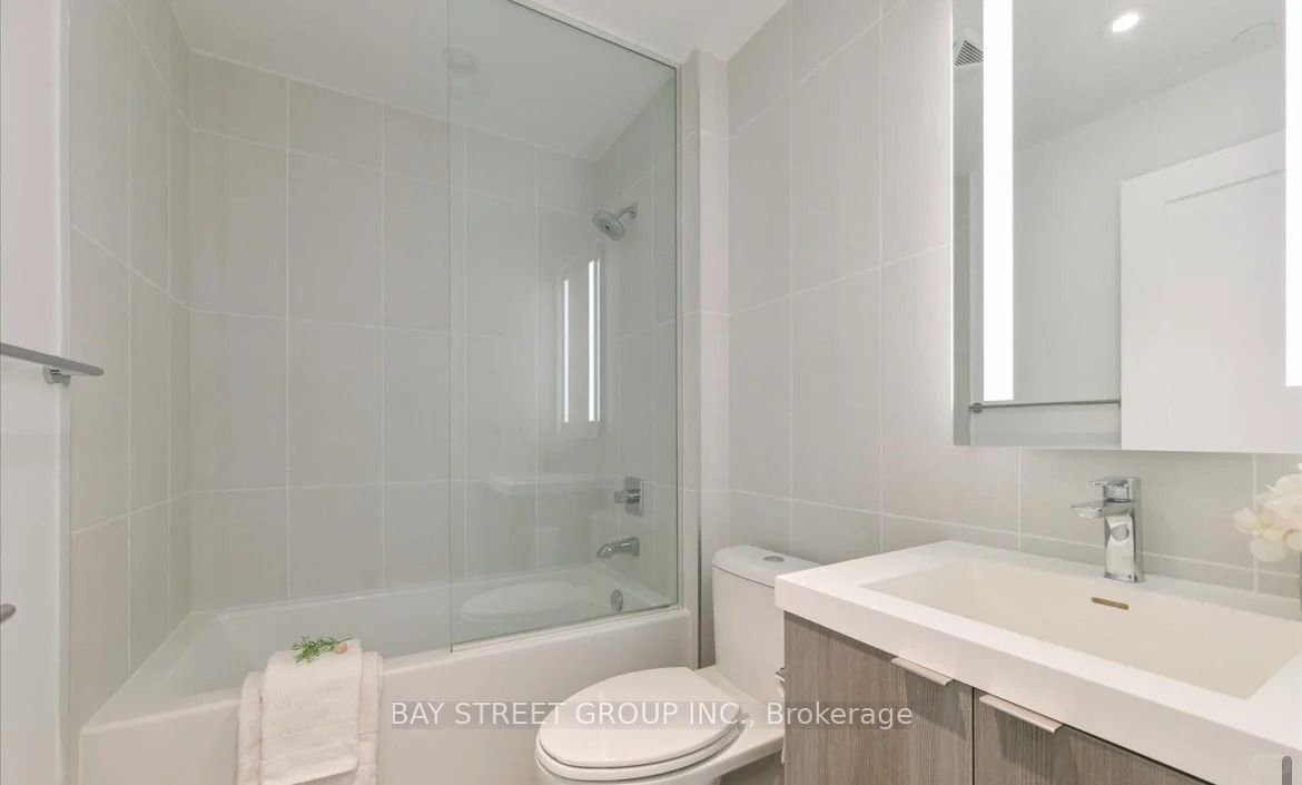 Additional image 5 of 1311-575 Bloor Street SW, Toronto, ON, M4W 0B2