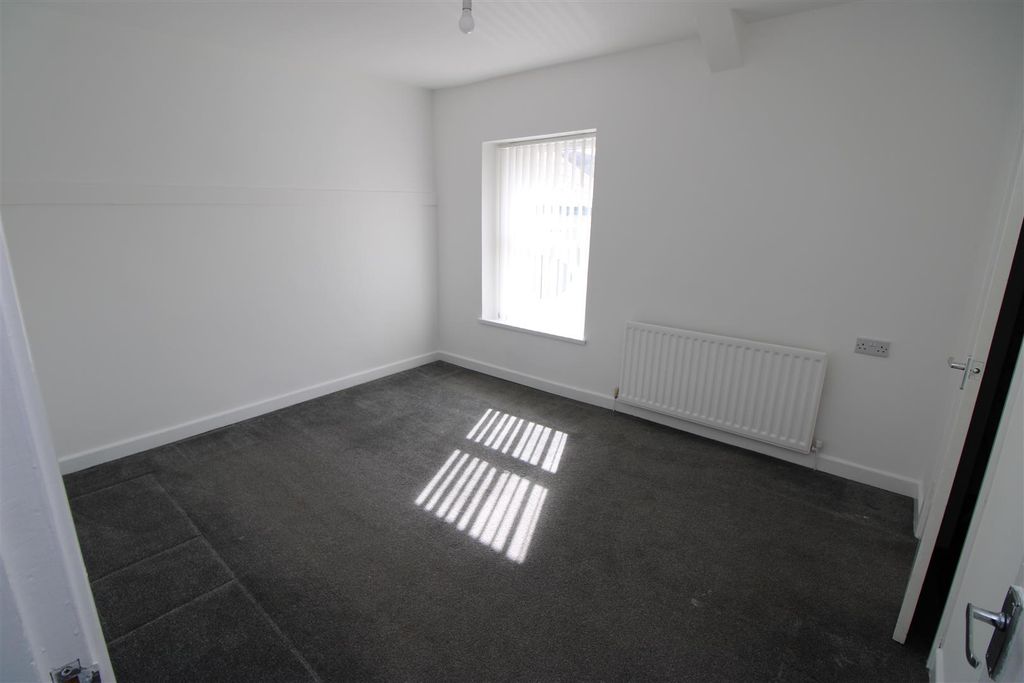 Additional image 5 of 3 bed terraced house to rentJames Street, Brithdir, New Tredegar NP24