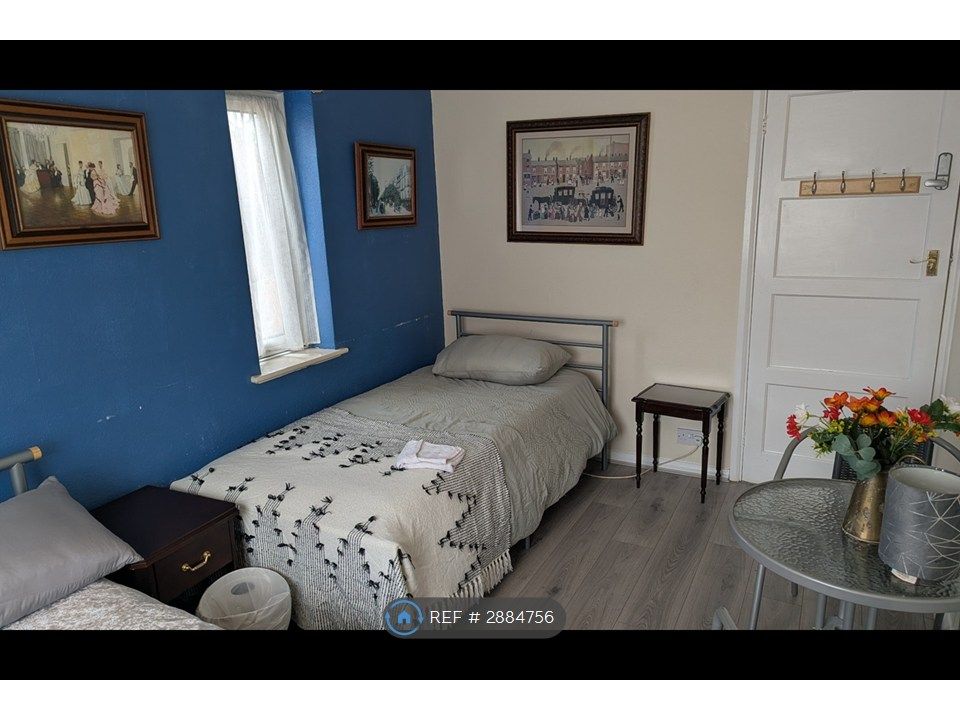 Additional image 9 of 4 bed semi-detached house to rentMelbourne Avenue, Burton-On-Trent DE15
