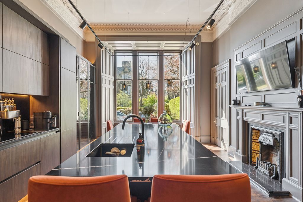 Additional image 13 of 3 bed flat for saleWinton Drive, Flat 0/1, Kelvinside, Glasgow G12