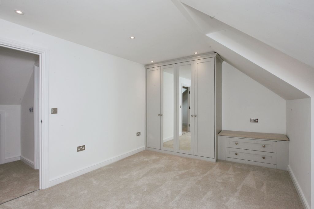 Additional image 41 of 5 bed detached house for saleMons Close, Newport NP20