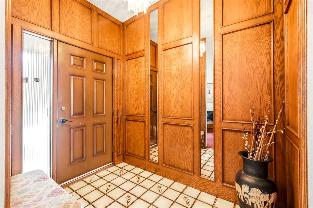 Additional image 3 of 149 Edgehill Drive NW, Calgary, AB, T3A 2W5