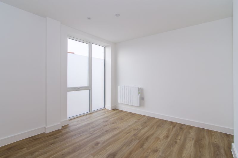 Additional image 10 of 2 bed flat for sale9 Windsor Gardens, Windsor Road, Penarth CF64