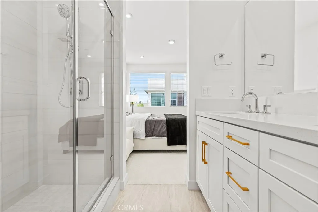 Additional image 19 of 609 S Lyon Street, Santa Ana, CA 92705