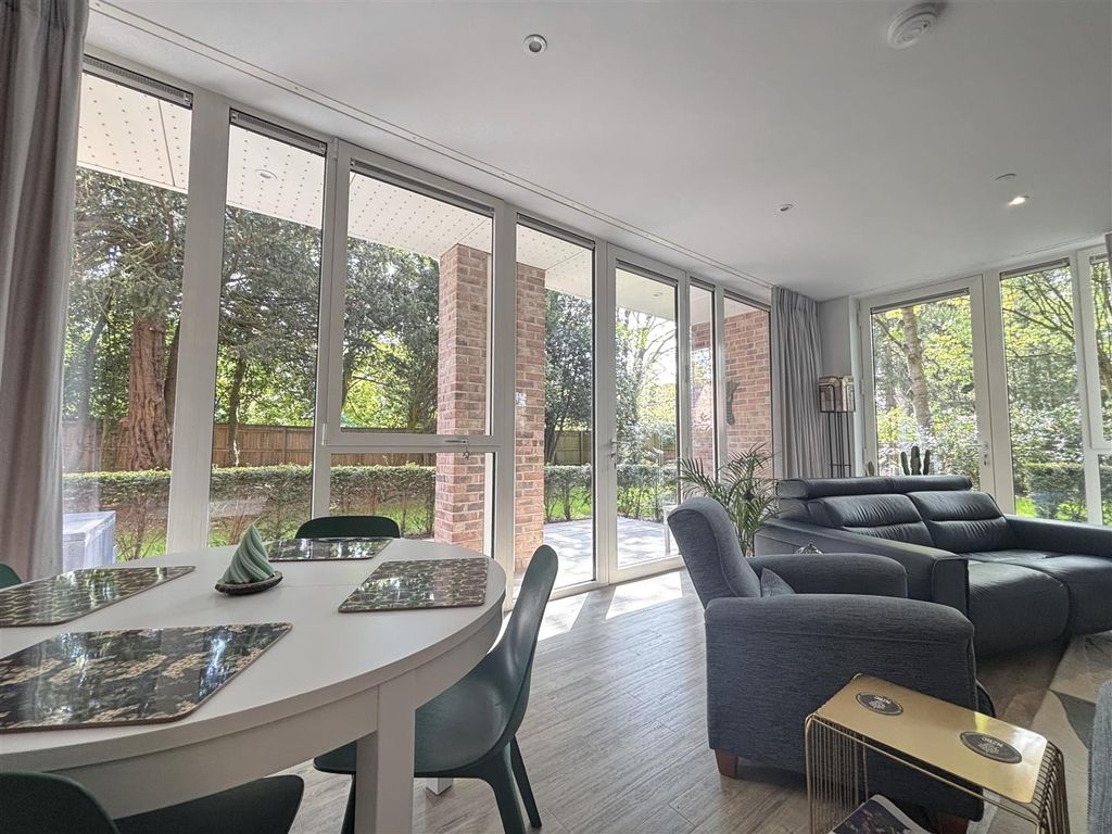 Additional image 25 of 2 bed flat for saleAlderley Road, Wilmslow SK9
